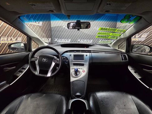 Used 2013 Toyota Prius Three image 18