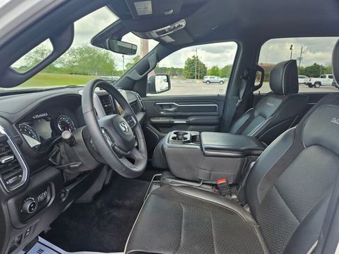 Used 2025 RAM 1500 Laramie image 9