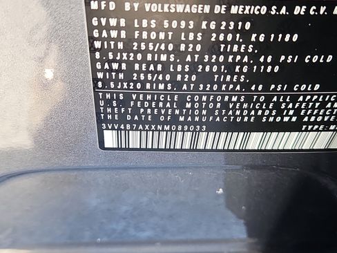 Certified 2022 Volkswagen Tiguan SEL R-Line image 8