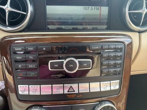 Used 2015 Mercedes-Benz SLK 250 image 12