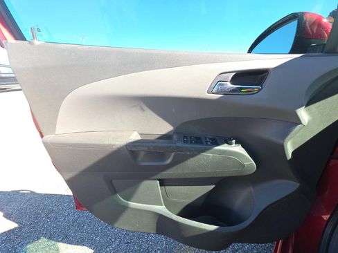 Used 2012 Chevrolet Sonic LT image 12