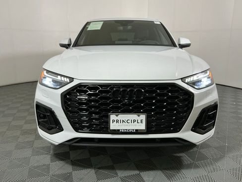 Used 2023 Audi Q5 2.0T Prestige w/ Prestige Package AWD/4WD image 3