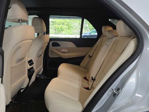 Used 2026 Mercedes-Benz GLE 350 4MATIC image 17