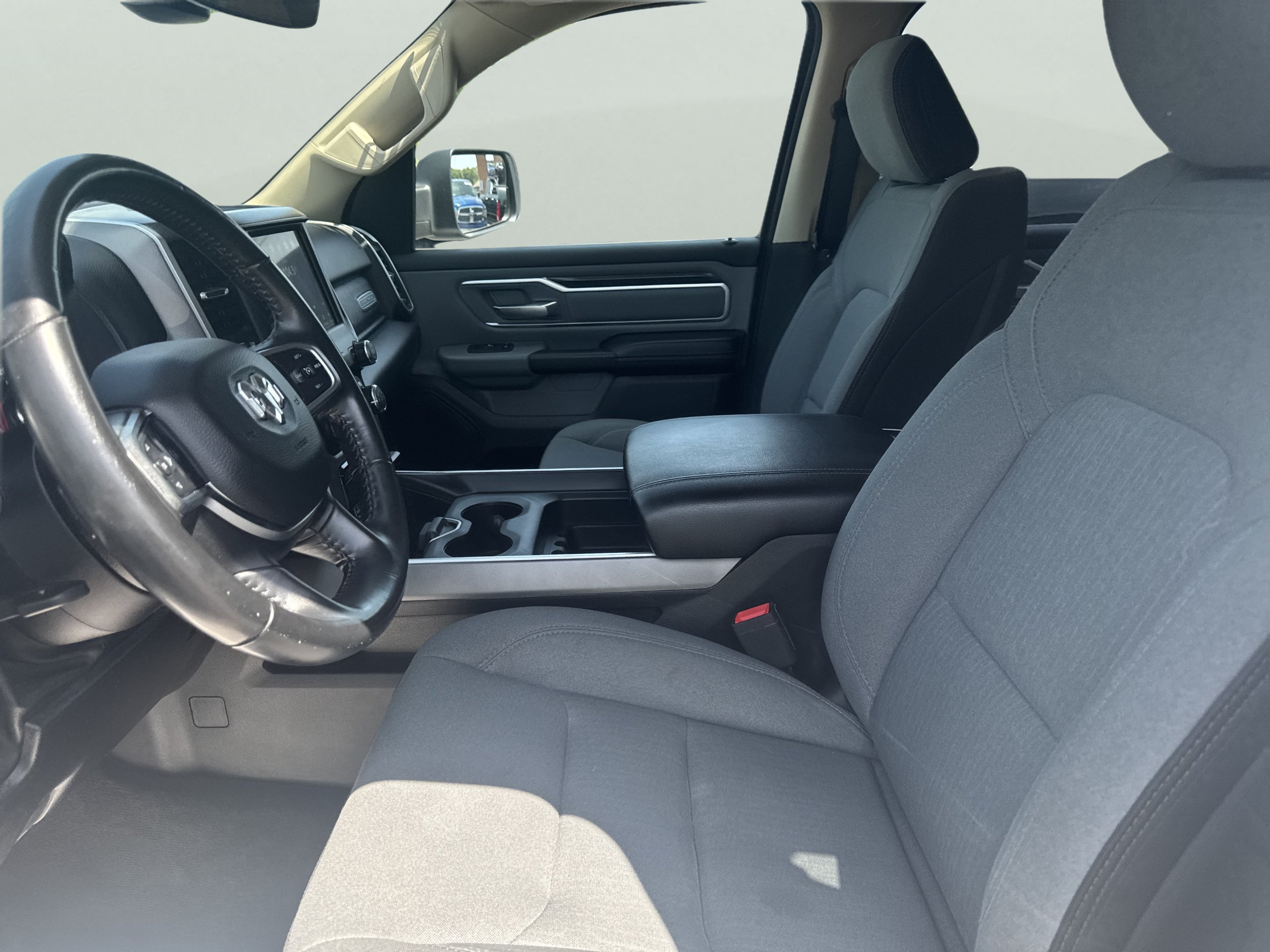 Used 2019 RAM 1500 Big Horn AWD/4WD image 11