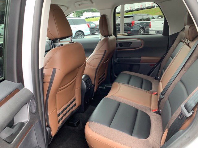 Certified 2025 Ford Bronco Sport Outer Banks w/ Outer Banks Tech Package+ AWD/4WD image 24