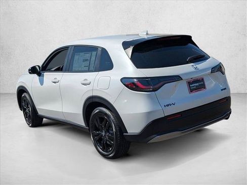 Used 2026 Honda HR-V Sport image 9