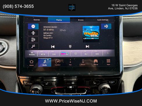 Used 2021 Jeep Grand Cherokee L Limited image 16