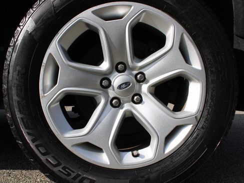 Used 2014 Ford Edge SE w/ Equipment Group 101A image 19