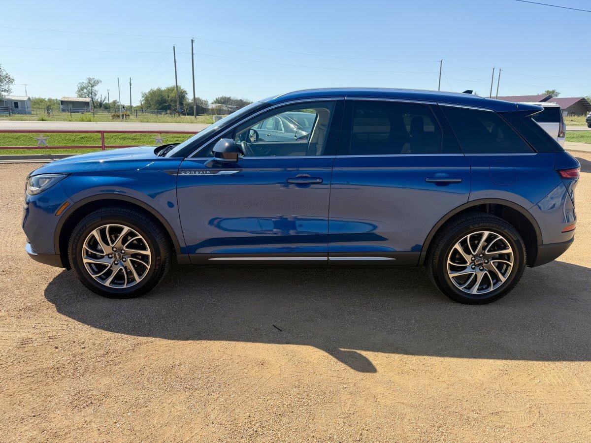 Used 2021 Lincoln Corsair FWD w/ Equipment Group 101A image 9