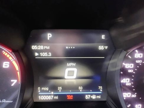 Used 2018 Alfa Romeo Stelvio AWD image 12