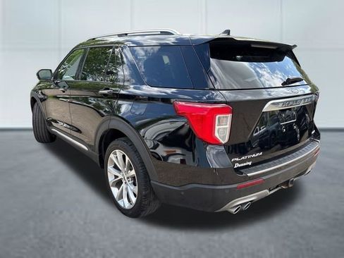 Used 2021 Ford Explorer Platinum AWD/4WD image 2