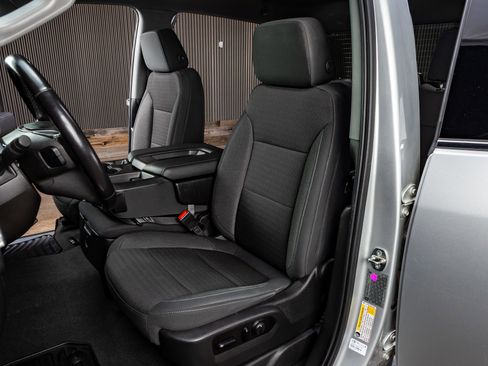 Used 2021 GMC Sierra 2500 SLE w/ SLE Value Package; image 30