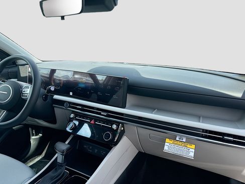 New 2026 Hyundai Tucson SEL FWD image 22