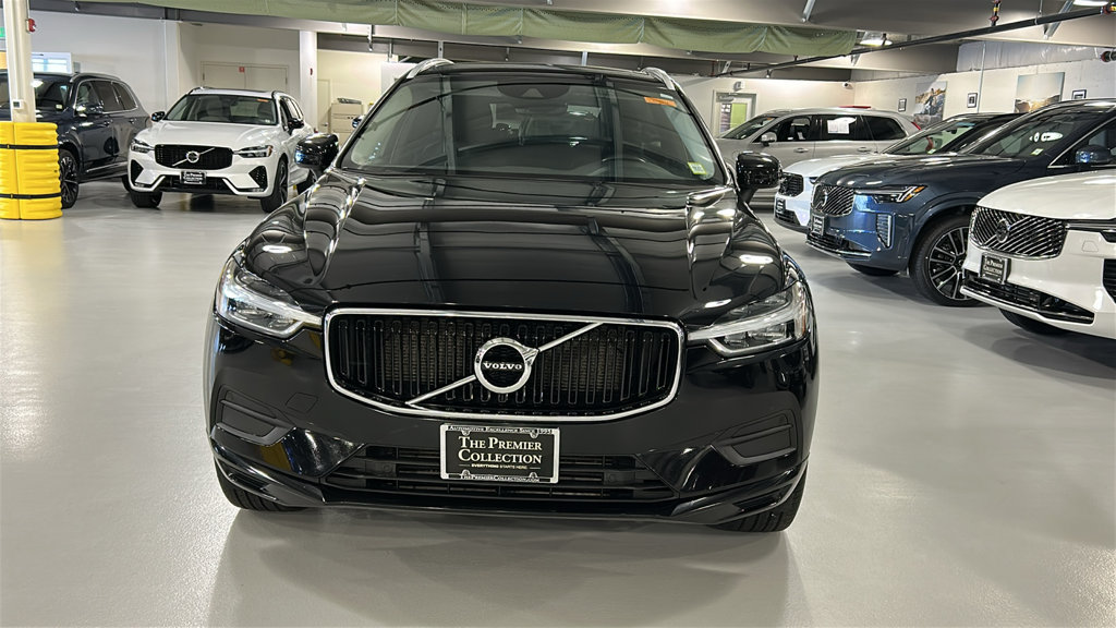 Used 2020 Volvo XC60 T5 Momentum w/ Protection Package Premier AWD/4WD image 2
