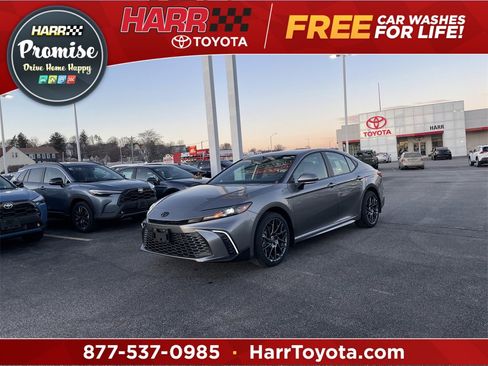 New 2026 Toyota Camry SE image 1