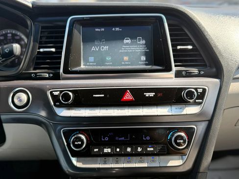 Used 2019 Hyundai Sonata SE FWD image 20