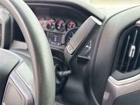 Used 2022 Chevrolet Silverado 1500 Custom image 23