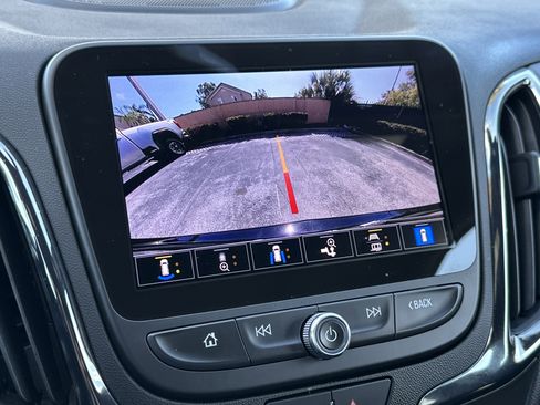 Used 2024 Chevrolet Equinox RS w/ RS Leather Package image 27