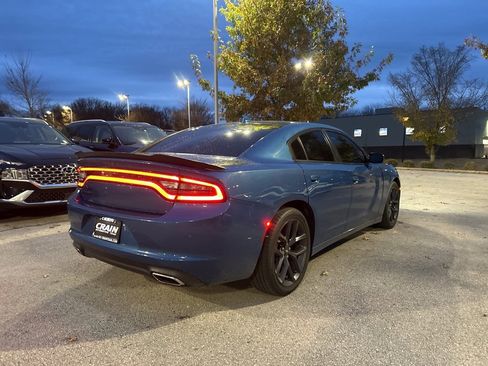 Used 2020 Dodge Charger SXT w/ Plus Group image 3