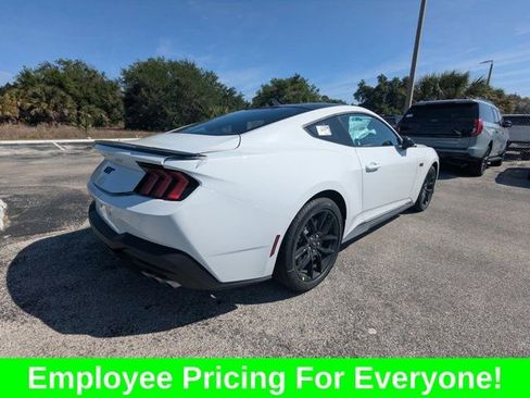 New 2026 Ford Mustang GT RWD image 5