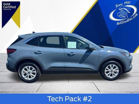 Certified 2023 Ford Escape Active w/ Tech Pack #2 AWD/4WD image 2