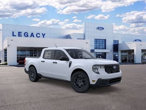 New 2026 Ford Maverick XLT w/ XLT Luxury Package FWD image 7