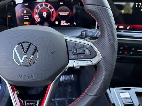 New 2025 Volkswagen GTI SE image 18