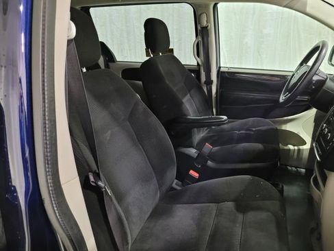 Used 2017 Dodge Grand Caravan SE image 47