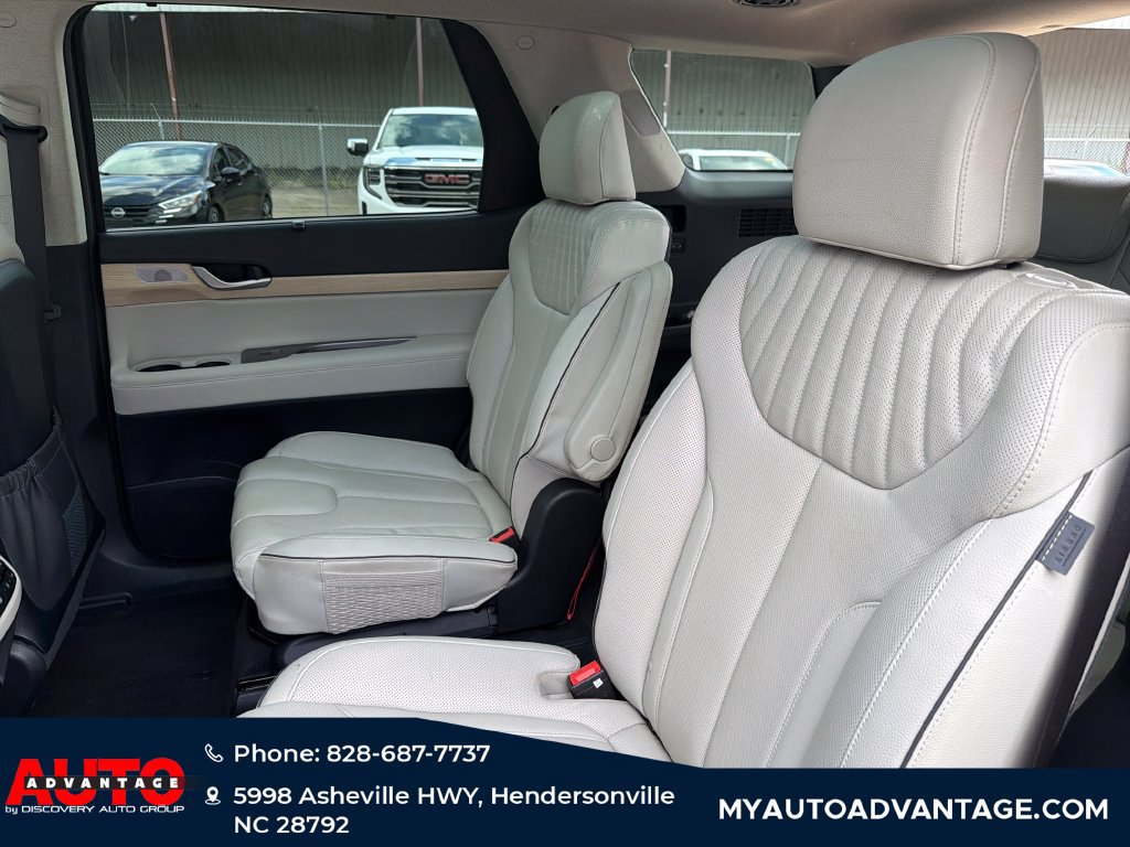 Used 2024 Hyundai Palisade Limited AWD/4WD image 31