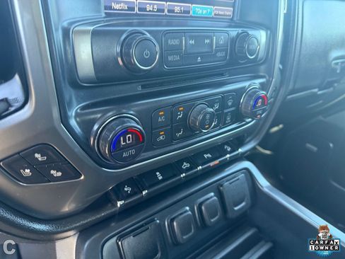 Used 2018 Chevrolet Silverado 1500 LTZ Z71 w/ LTZ Plus Package AWD/4WD image 25