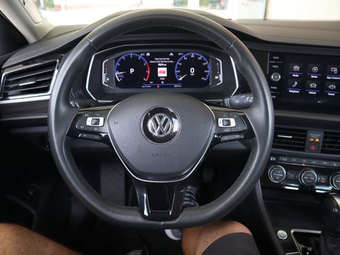 Used 2020 Volkswagen Jetta SEL image 24