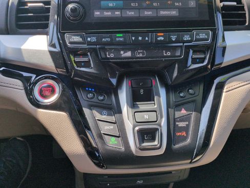 Used 2019 Honda Odyssey Elite image 21