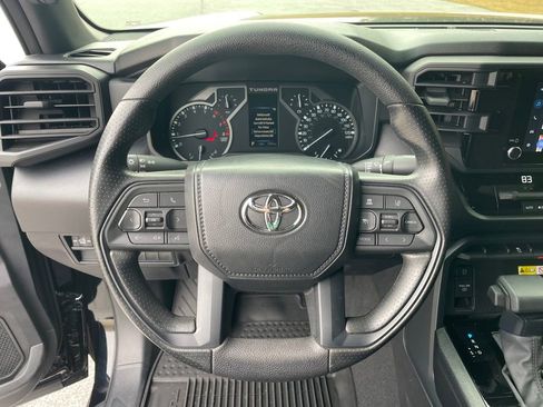 Used 2025 Toyota Tundra SR image 14