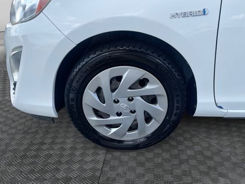 Used 2016 Toyota Prius C Two image 25