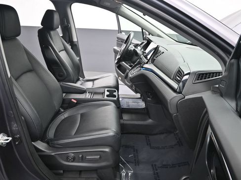 Used 2023 Honda Odyssey Touring image 27