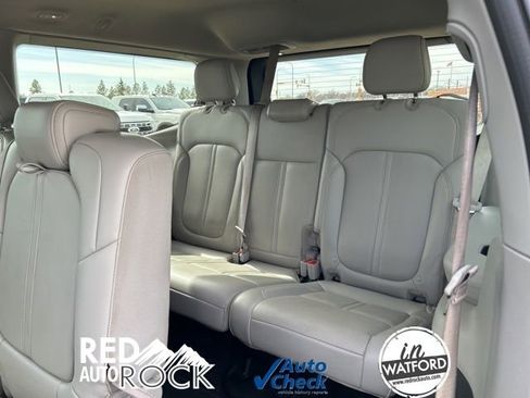 Used 2023 Jeep Wagoneer 4WD w/ Convenience Group I image 11