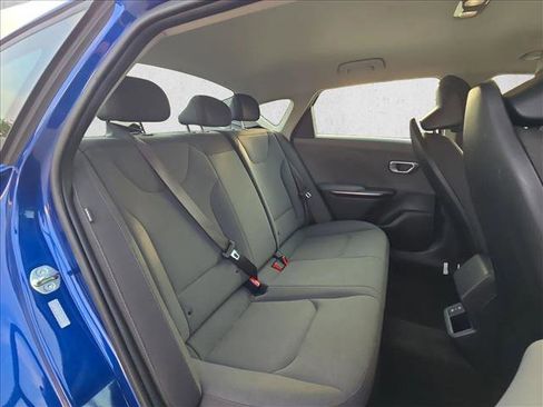 Used 2025 Kia K4 FWD image 17
