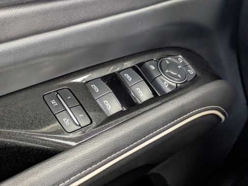 Used 2024 Cadillac Escalade Sport w/ LPO, ONYX Package image 16