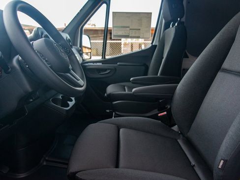 Used 2024 Mercedes-Benz Sprinter 144 Cargo image 32