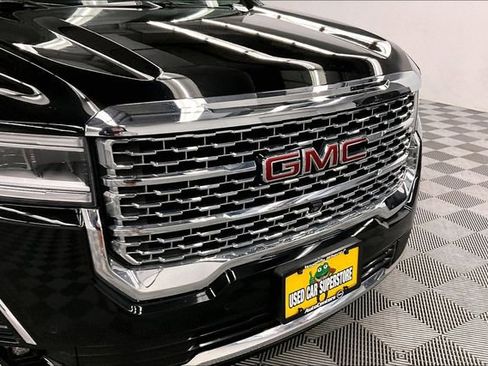 Used 2023 GMC Acadia Denali w/ Black Diamond Edition AWD/4WD image 35