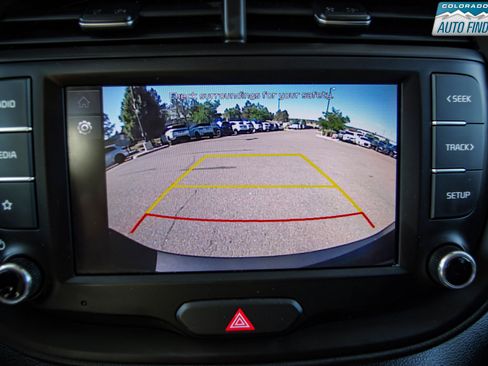 Used 2022 Kia Soul LX w/ Technology Package FWD image 19