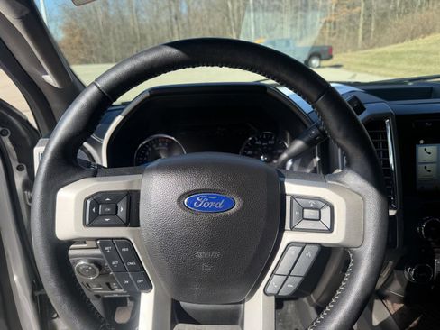 Used 2017 Ford F250 Lariat w/ Lariat Ultimate Package image 14