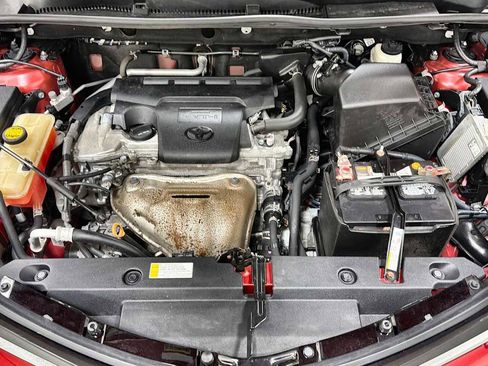Certified 2017 Toyota RAV4 XLE AWD/4WD image 30