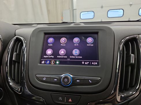 Used 2024 Chevrolet Equinox RS AWD/4WD image 16