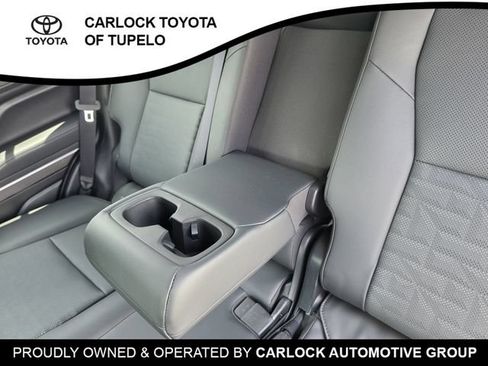 Used 2025 Toyota 4Runner TRD Off-Road Premium AWD/4WD image 23
