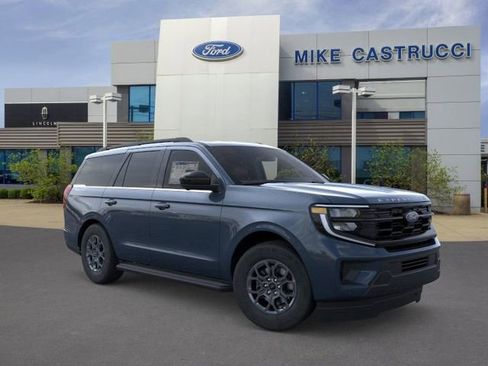 New 2026 Ford Expedition Active image 7