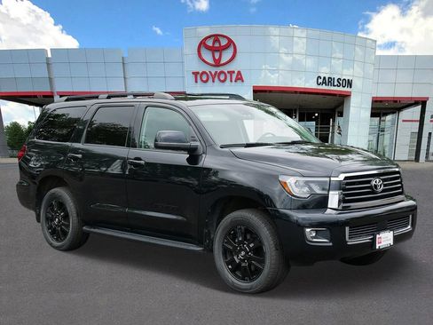 Used 2018 Toyota Sequoia TRD Sport AWD/4WD image 2