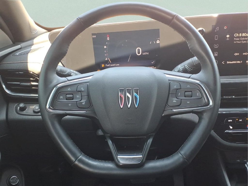 Used 2025 Buick Envista Avenir FWD image 21