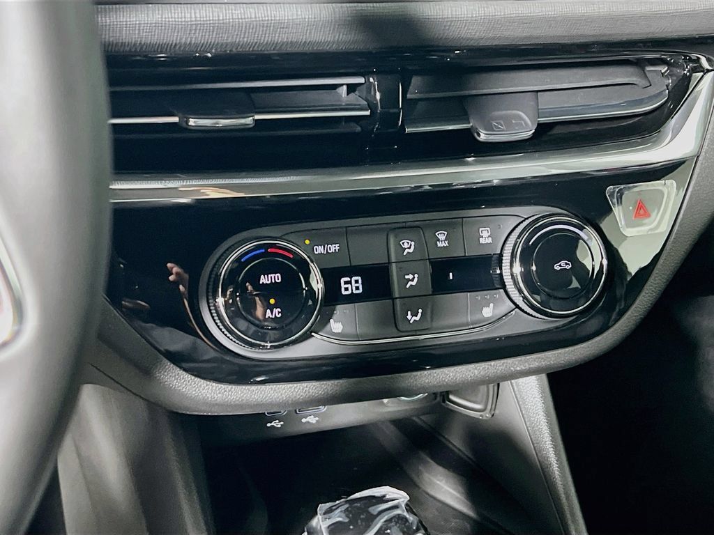 New 2026 Buick Envista Sport Touring w/ Convenience I Package FWD image 13