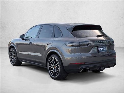 Used 2023 Porsche Cayenne AWD/4WD image 7